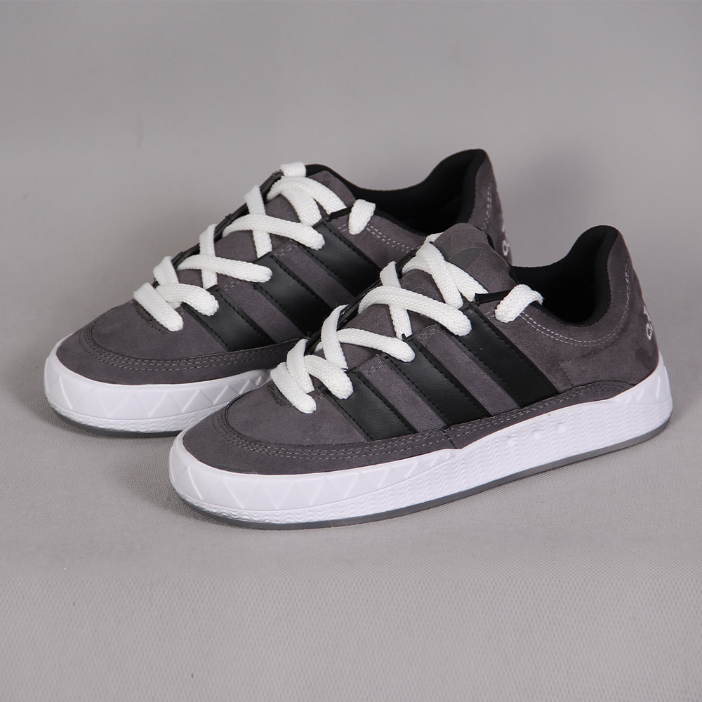 کفش آدیداس سه خط طوسی